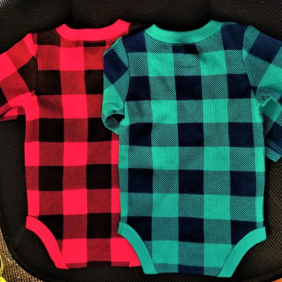 Onesies X 2 Red Green Plaid NB NWT - Picture 2 of 4
